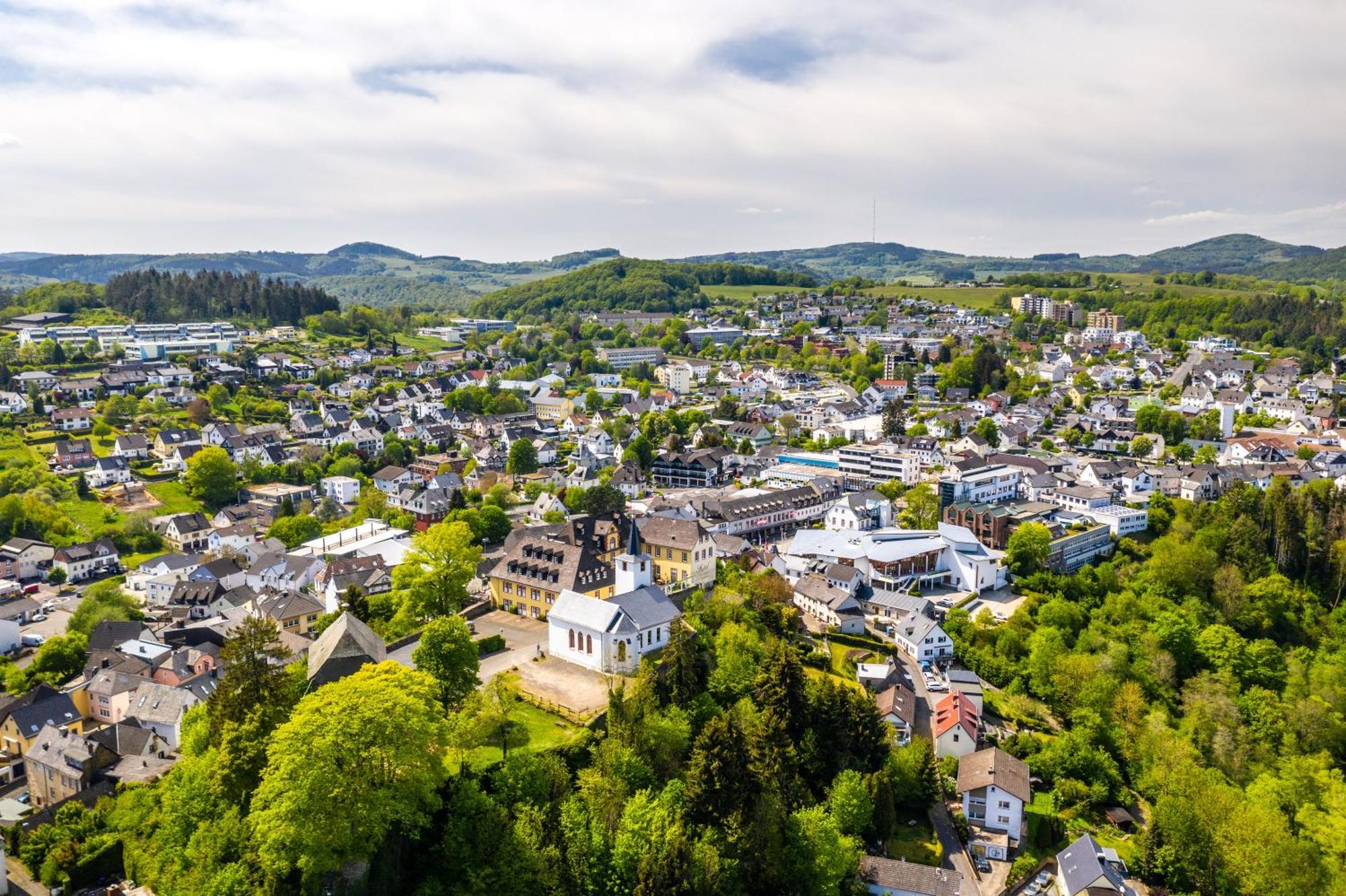 Cozy City Apartment Daun - Ferienwohnung エクステリア 写真
